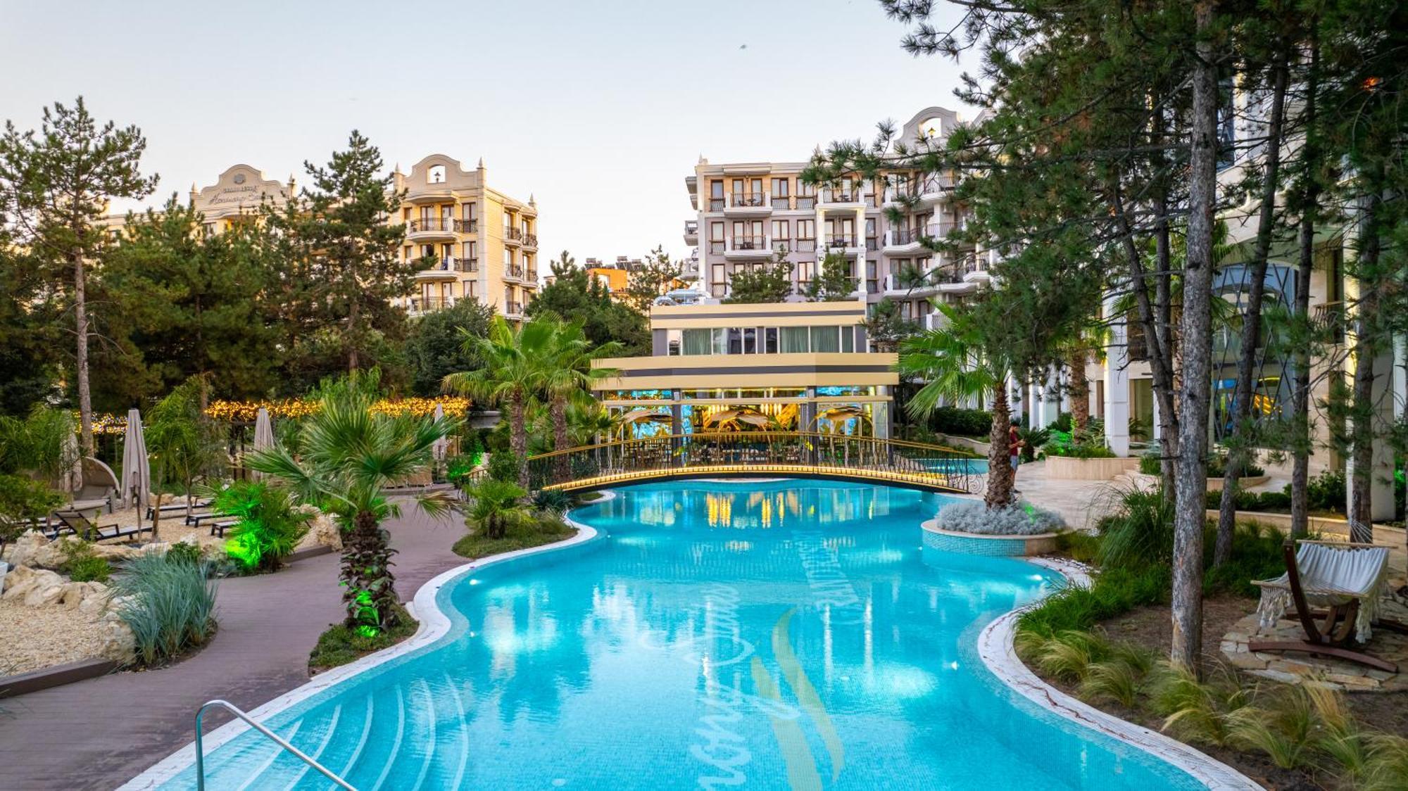 Harmony Suites Grand Resort Słoneczny Brzeg Zewnętrze zdjęcie