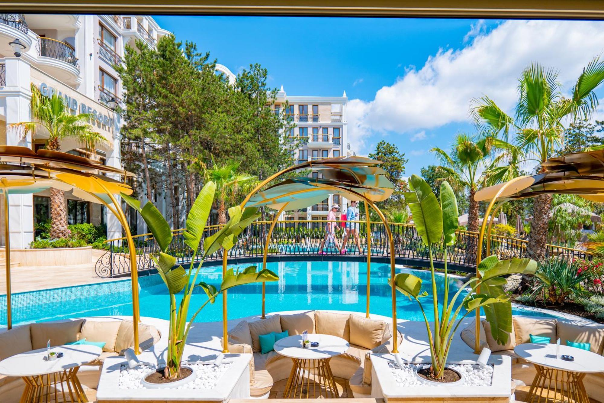 Harmony Suites Grand Resort Słoneczny Brzeg Zewnętrze zdjęcie